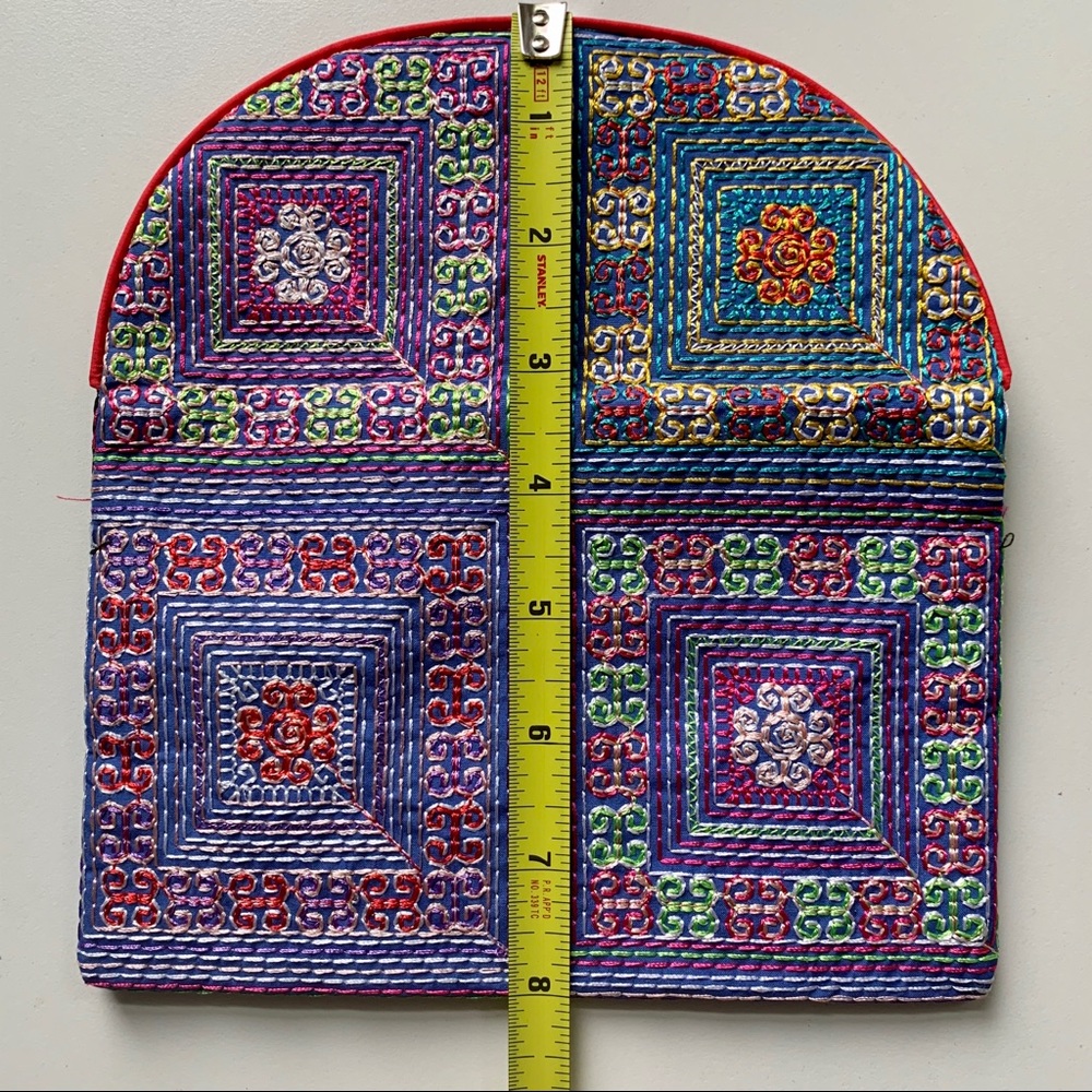 Embroidered Wallet - Picture 6 of 7